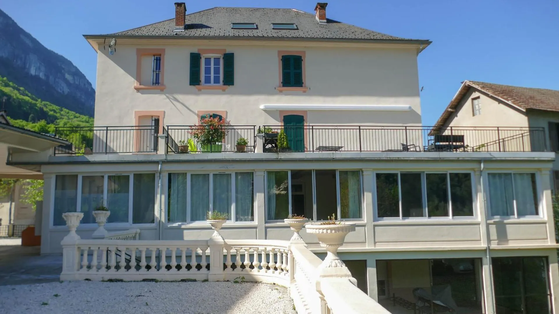 Appart Au Lac D'Aiguebelette Et Montagne Apartment Aiguebelette-le-Lac